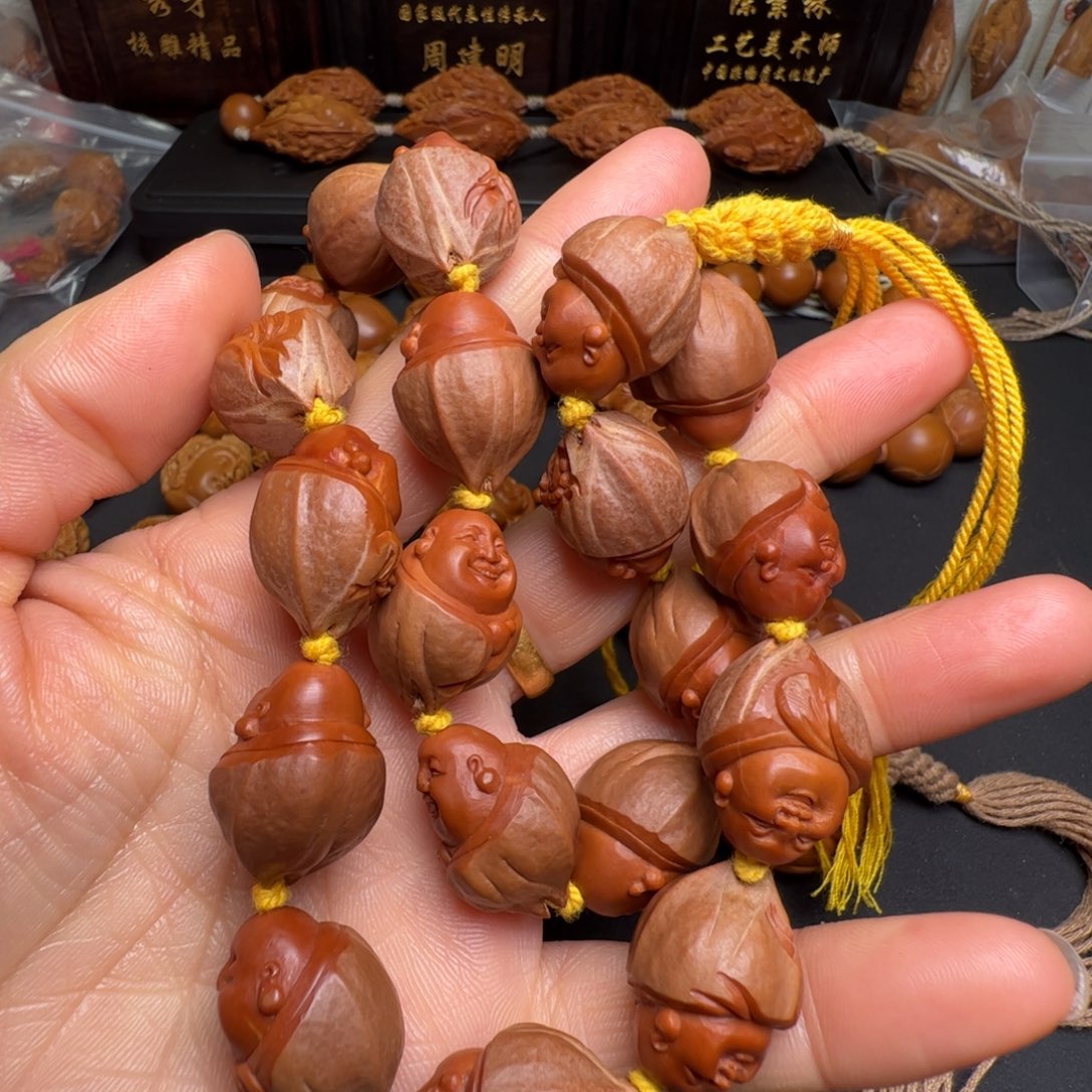 云***！橄榄核手串/手链橄榄核雕刻的核雕作品