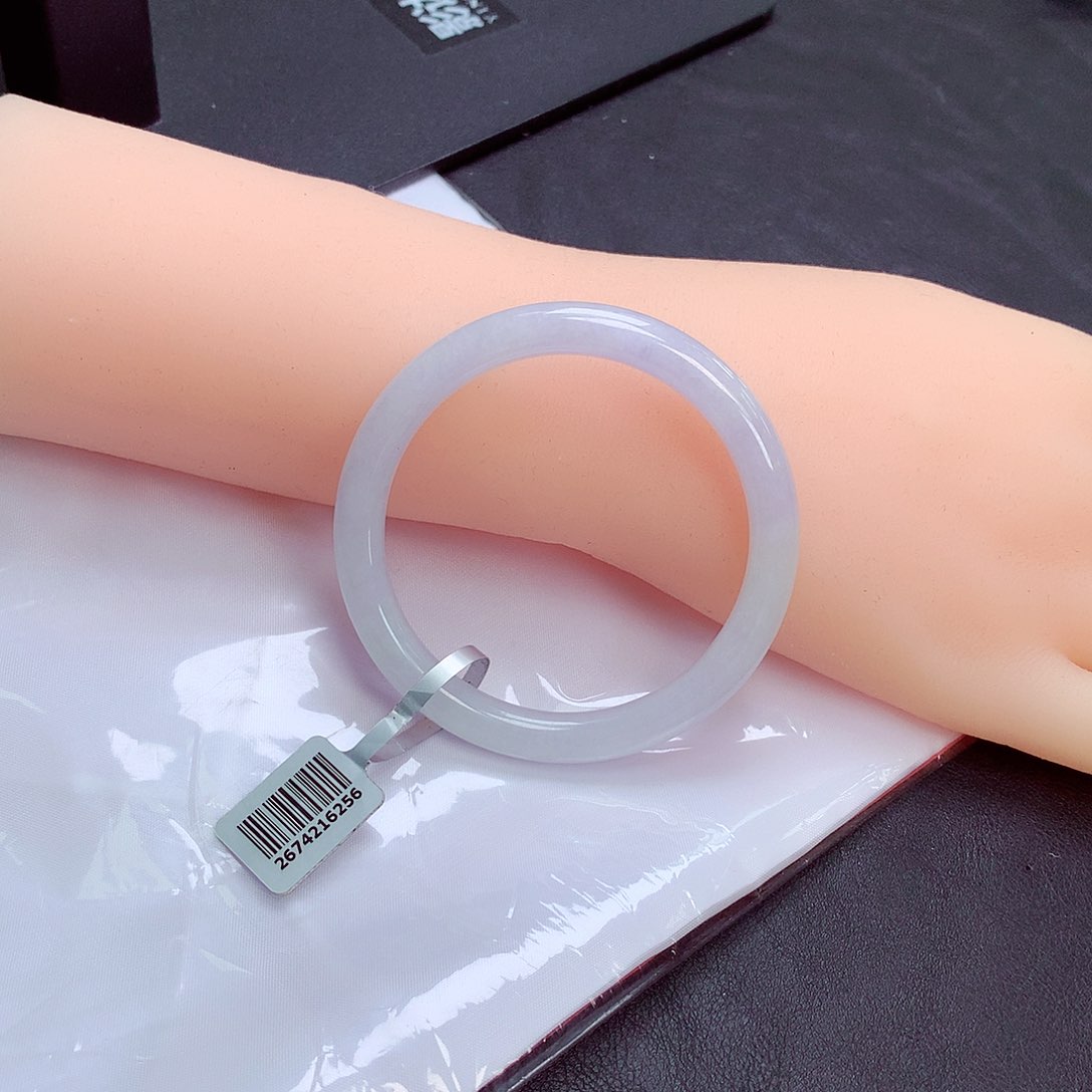 翡翠手镯未镶嵌52-54圈口