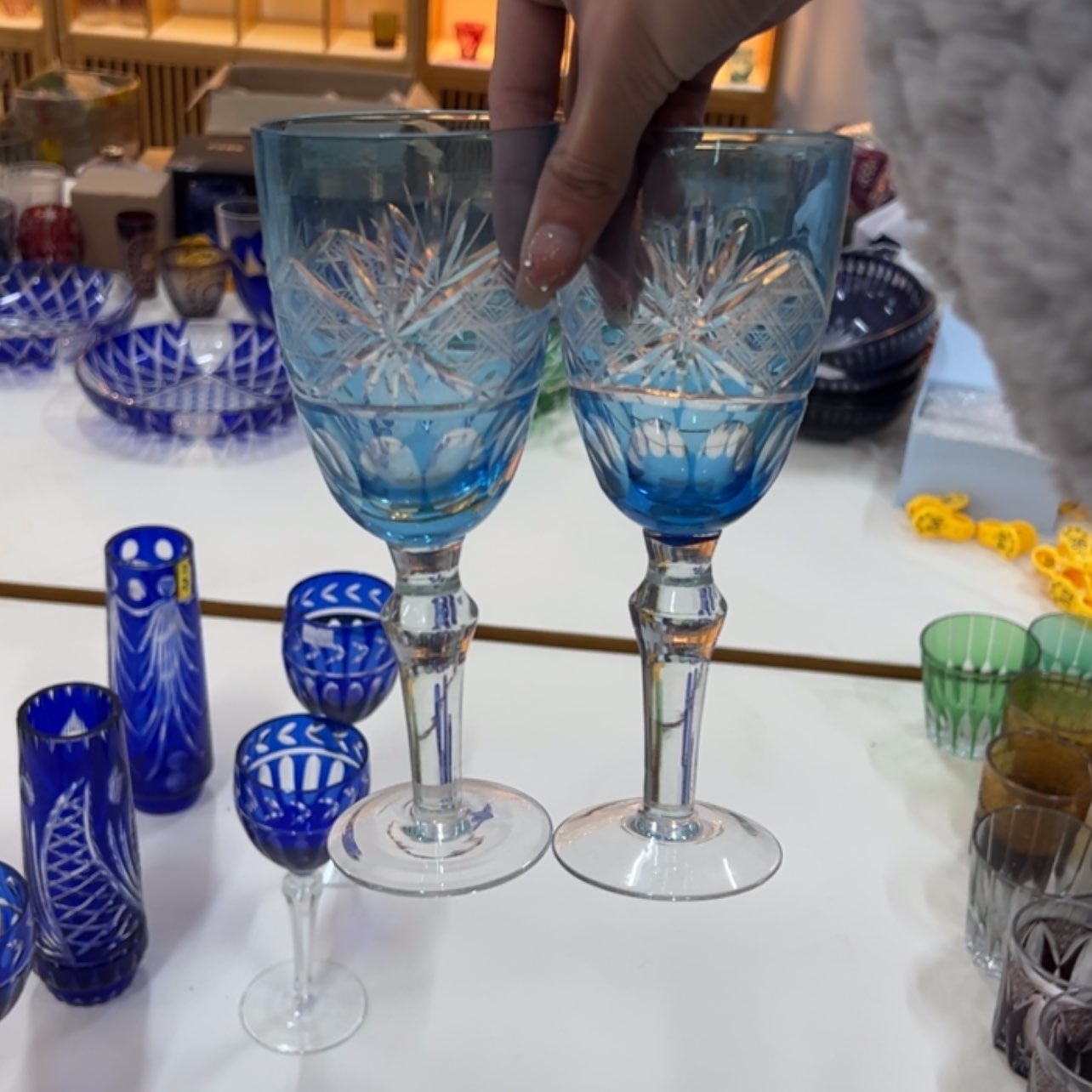 【闪购商品】蜜*婷如图两个，如图两个