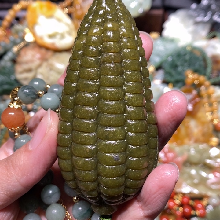 岫玉毛衣链未镶嵌