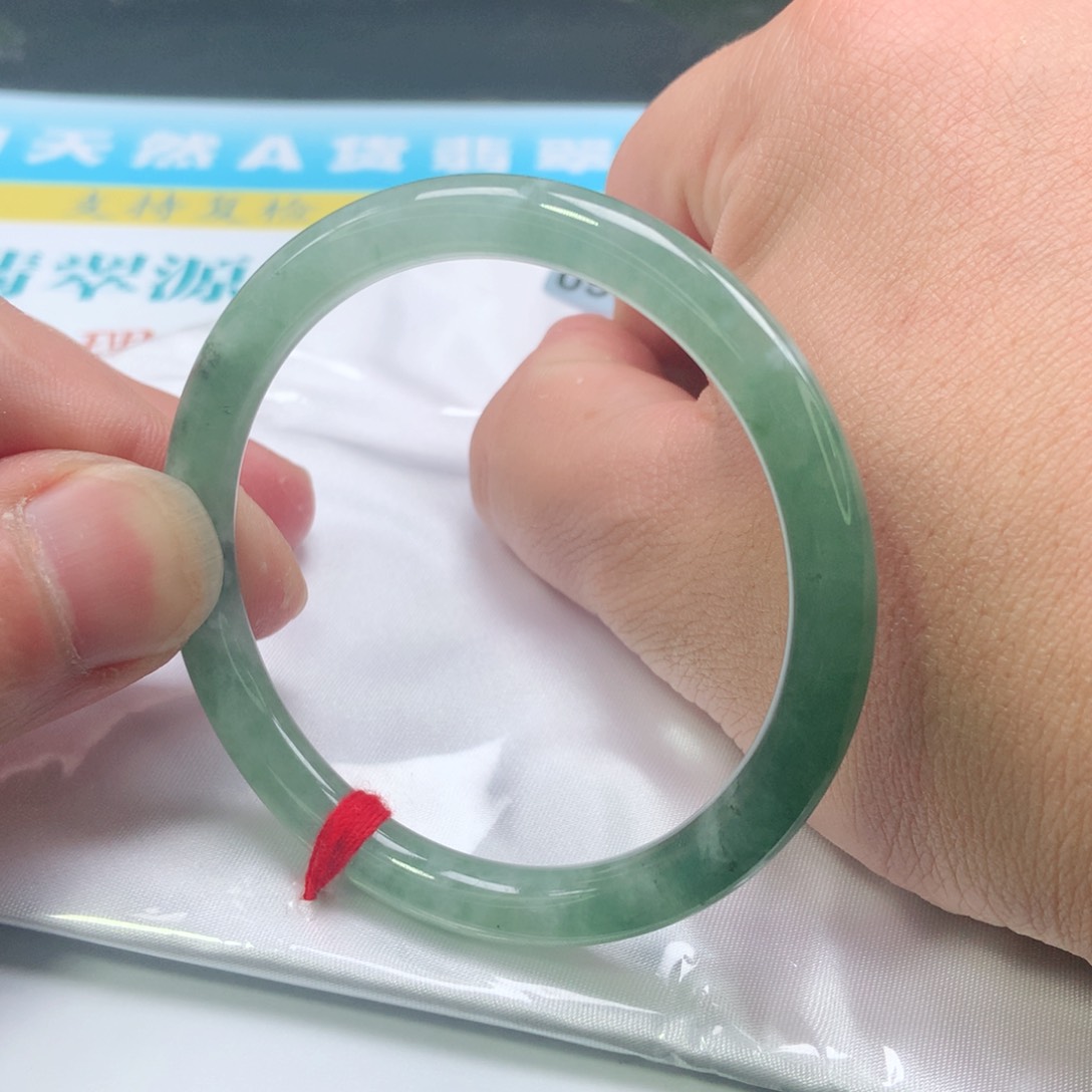 翡翠手镯未镶嵌0537号