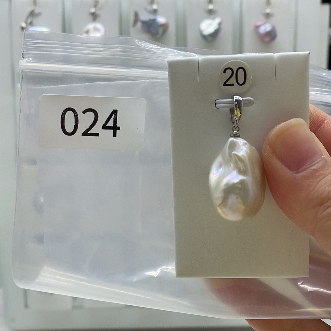 淡水珍珠颈饰合金