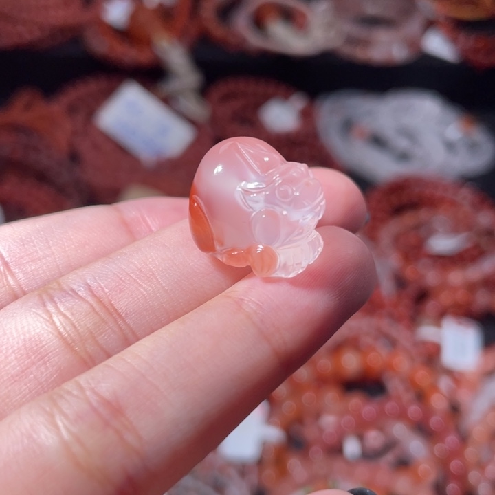 南红玛瑙未镶嵌貔貅1365