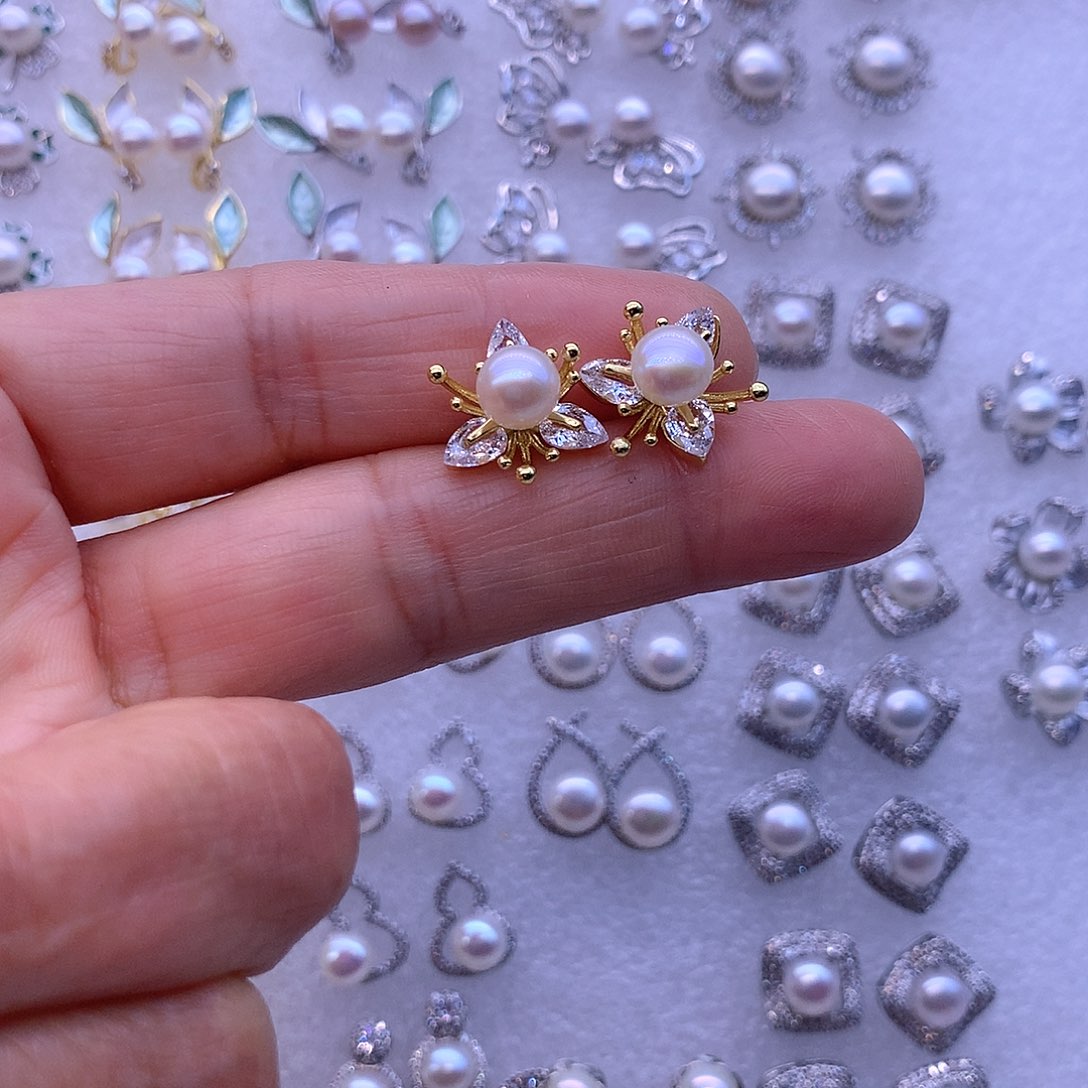 淡水珍珠耳饰合金