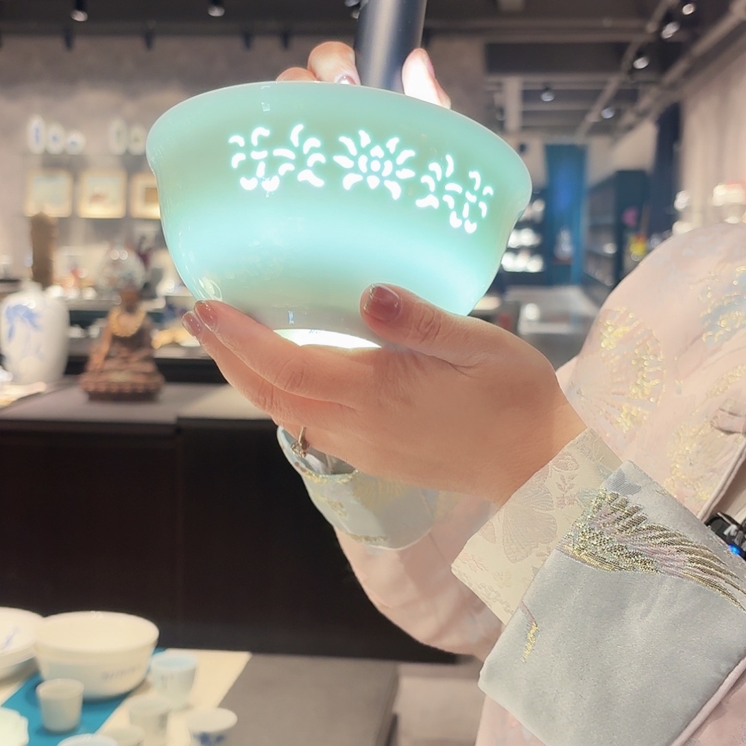 观宋高温影青玲珑面碗 拍五发六