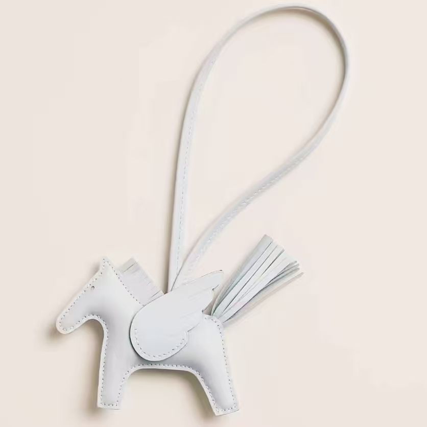 四店： 软饭盒  托特包/单肩斜挎高端定制 时尚女包 不核对不发货