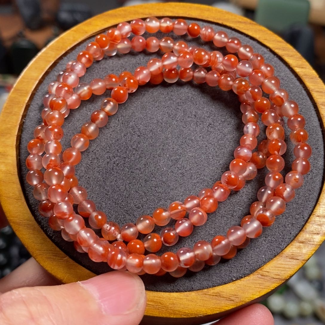 南红玛瑙手链未镶嵌