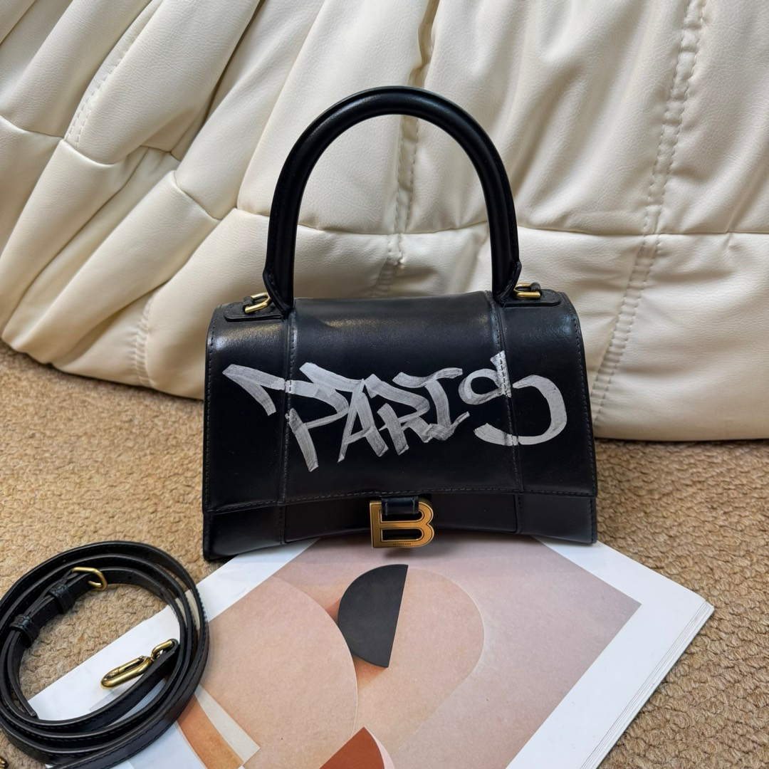 95新 Balenciaga/巴黎世家 黑金 牛皮 涂鸦沙漏s/625360132
