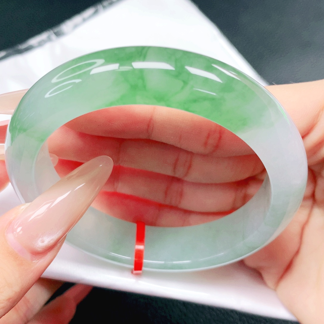 翡翠未镶嵌手镯56