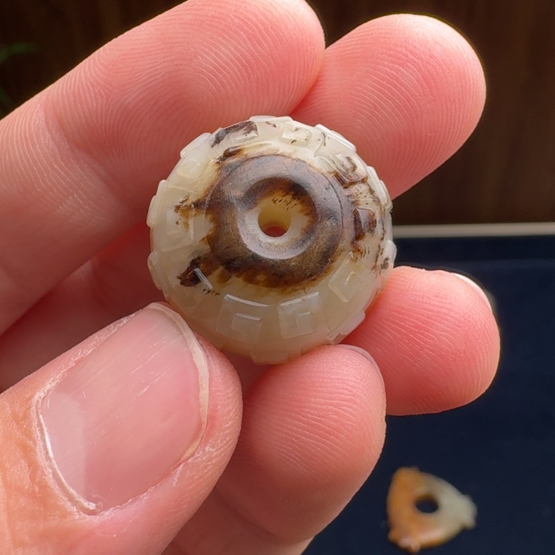 玉***帥和田玉未镶嵌颈饰