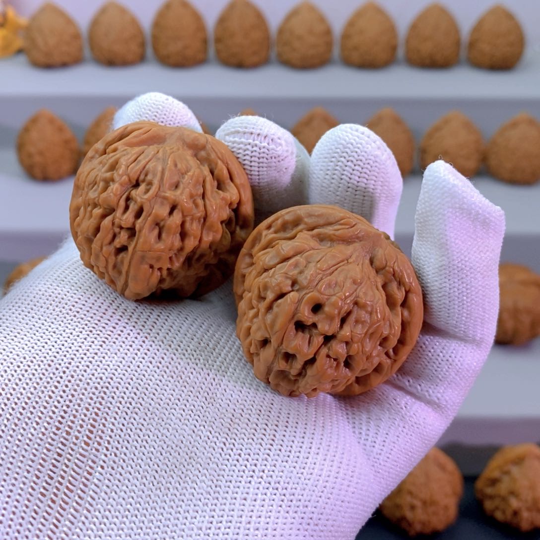 文玩核桃把件38全品莲花