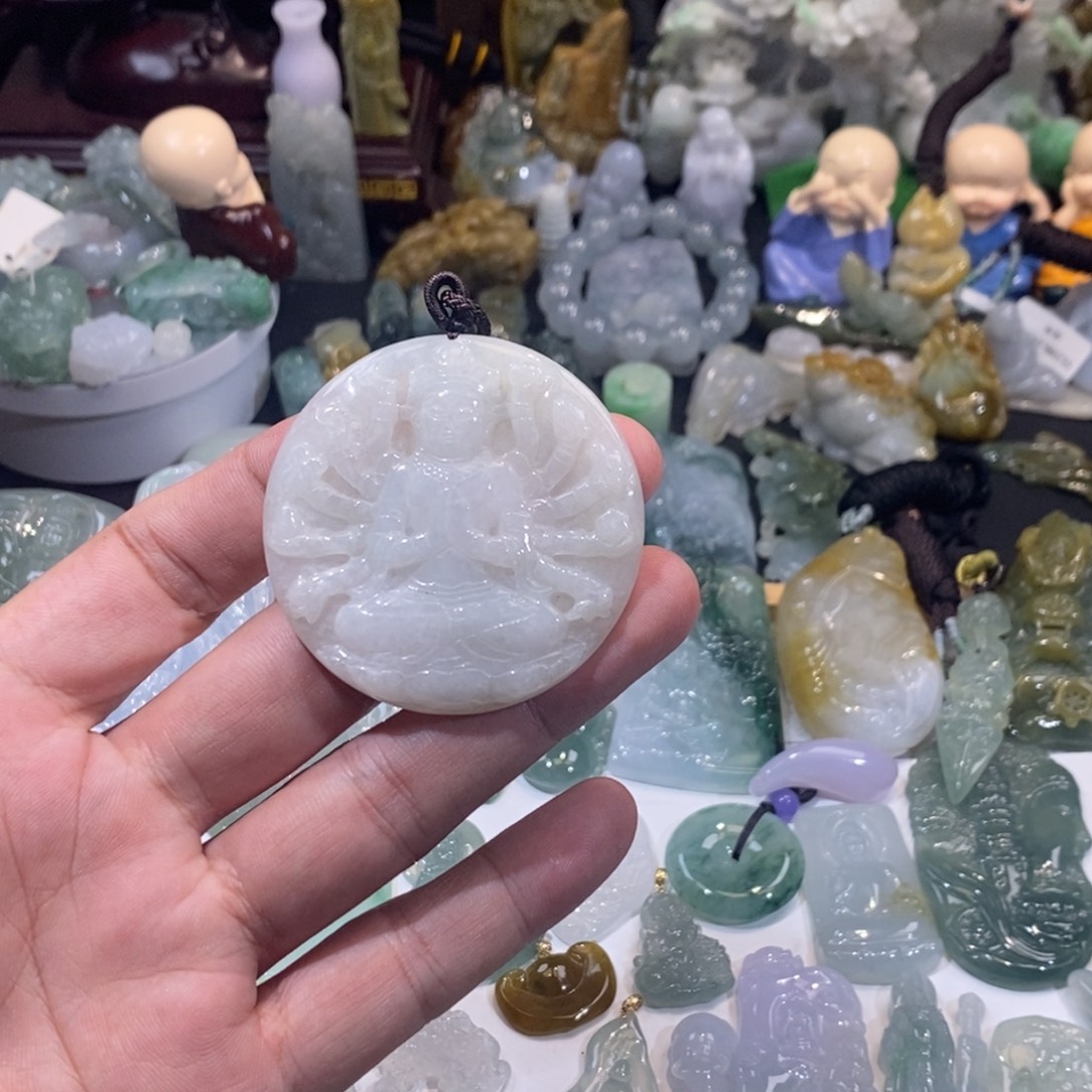 翡翠未镶嵌吊坠(不含链)千手观音
