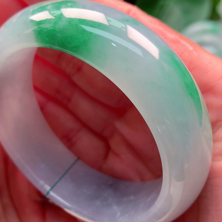 熙****翡翠未镶嵌手镯天然翡翠手镯