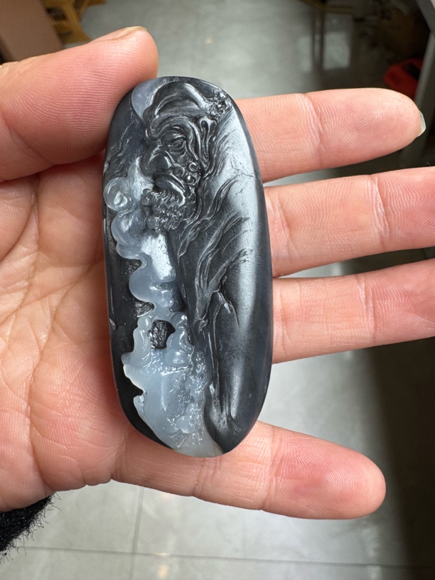 新疆青花和田玉达摩吊坠