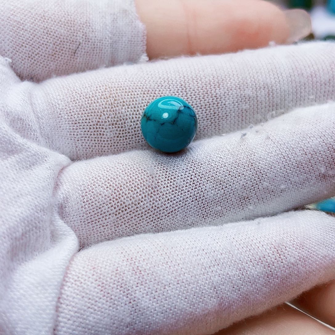 绿松石未镶嵌饰品