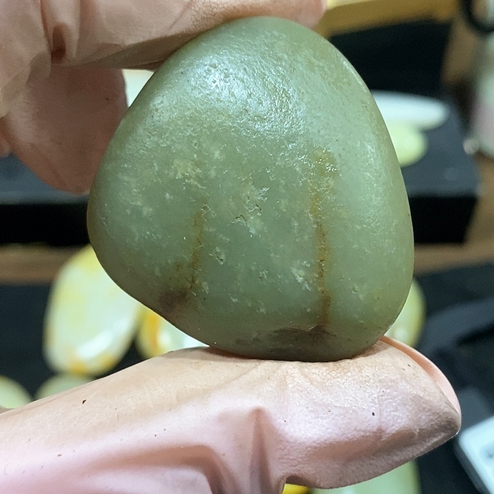 未镶嵌和田玉（糖玉）挂件