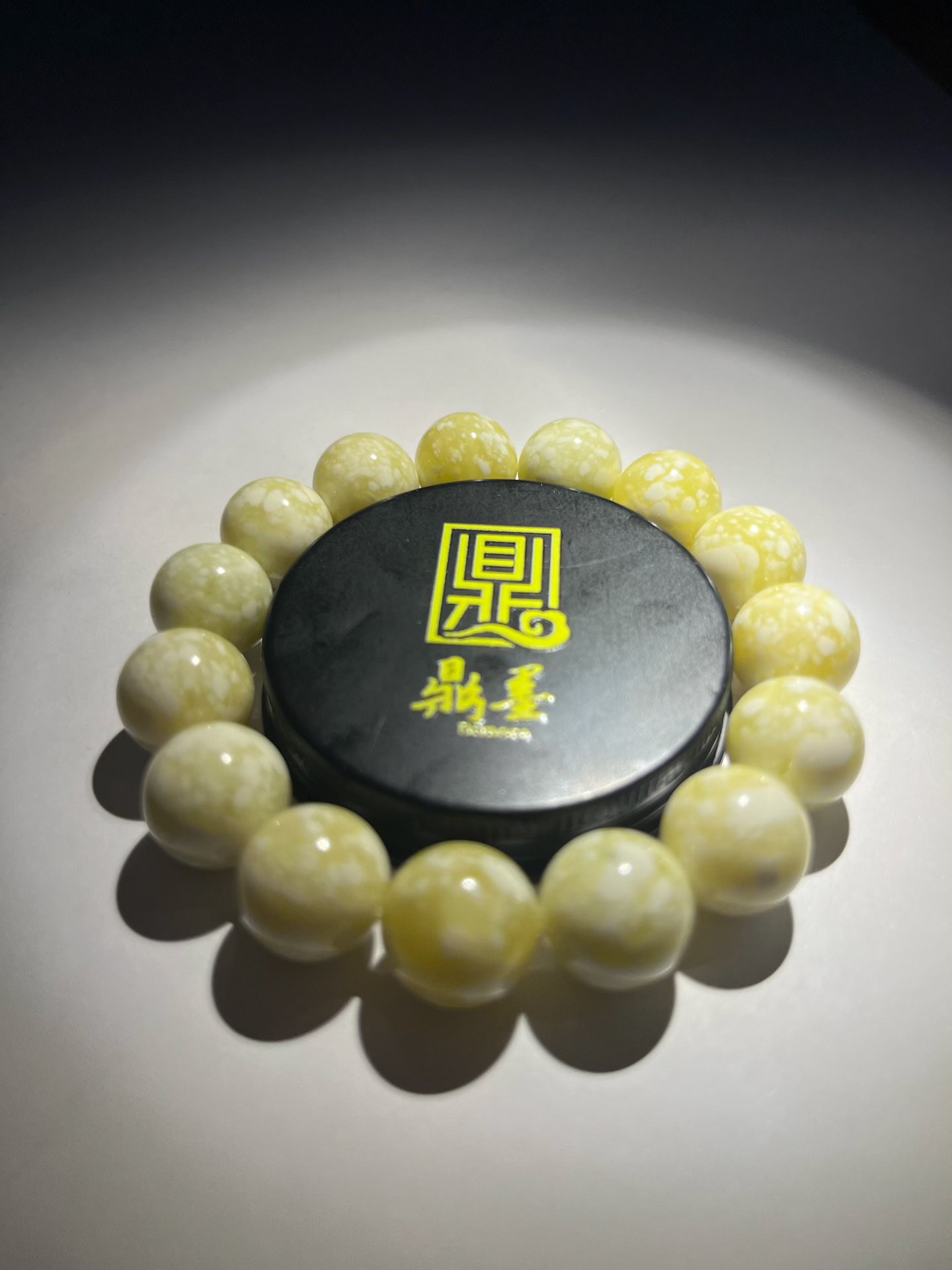 272号-尺寸1.6正圆手串-千层雪妖孽花纹带标