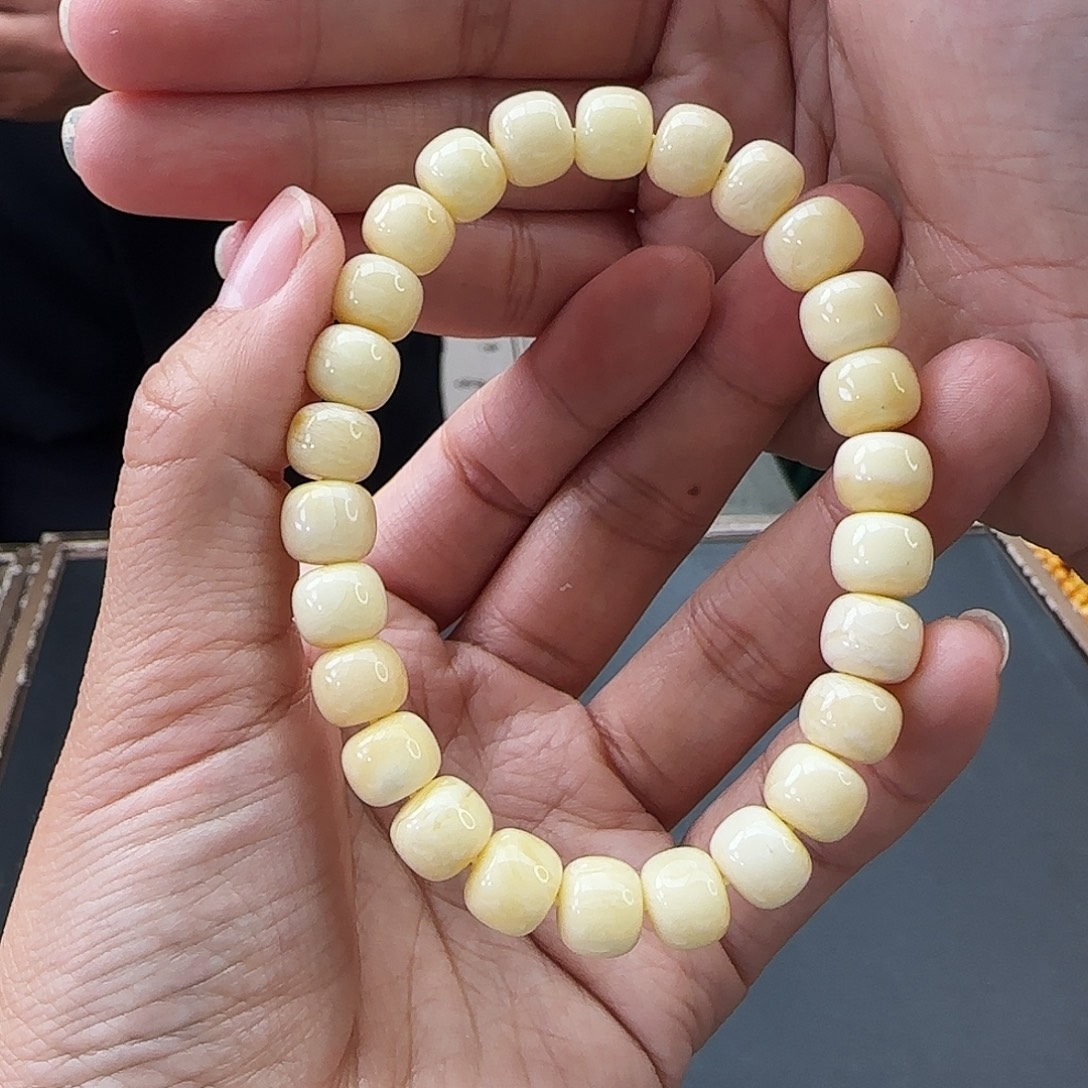 琥珀未镶嵌颈饰9MM