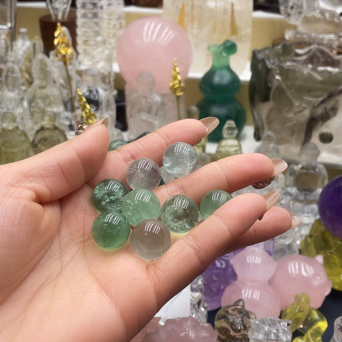 珠宝半成品未镶嵌水晶