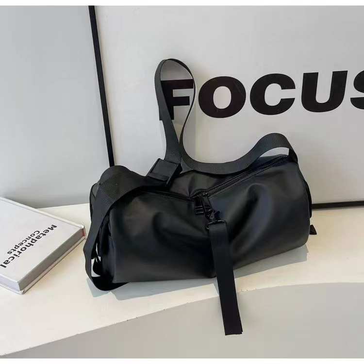 777#新款休闲斜跨百搭单肩包