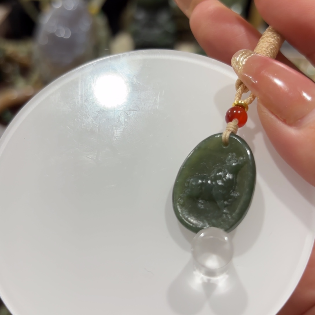 和田玉未镶嵌颈饰688222