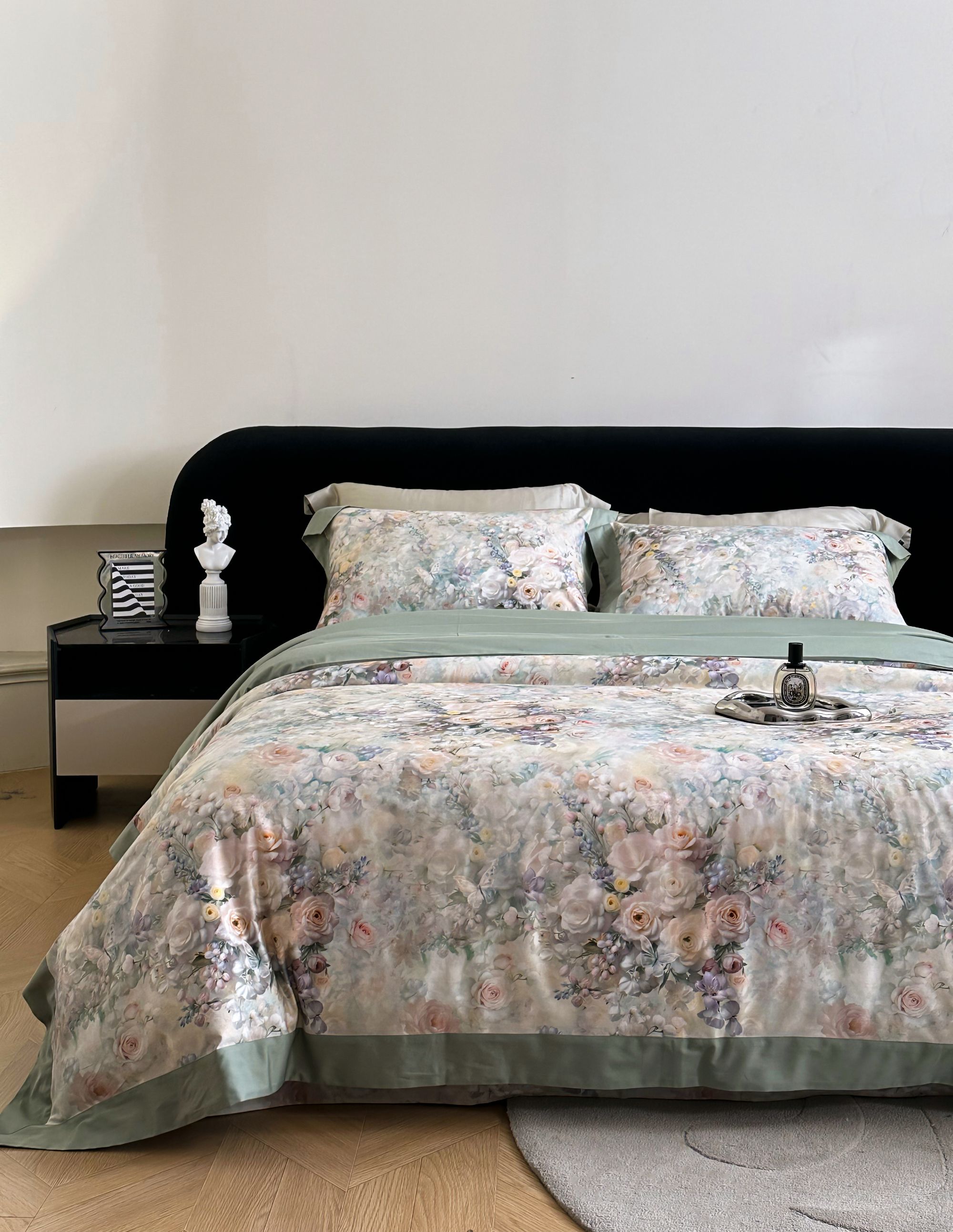 林小花【香奈】-高档轻奢纯棉四件套礼盒款床单床盖款床上件套家用