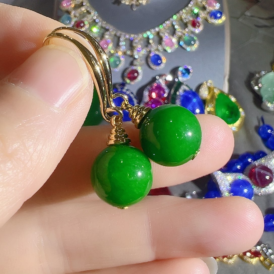 花岗石钨合金红色蓝色吊坠