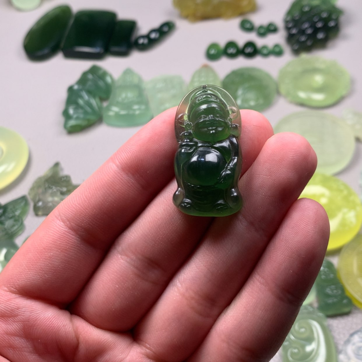 【闪购商品】蛇纹石玉未镶嵌岫玉C**o