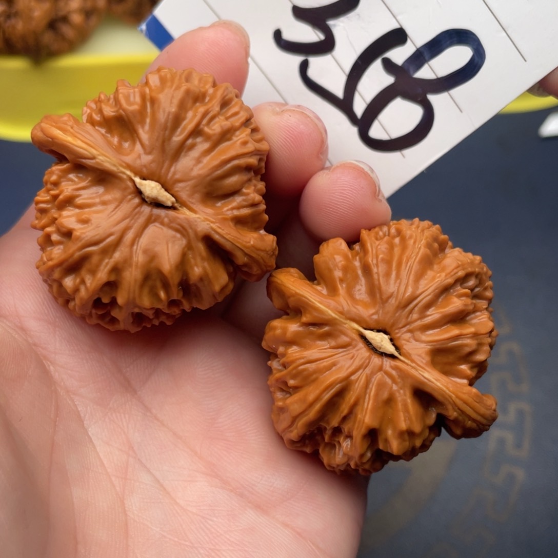 文玩核桃把件M*X白狮子40