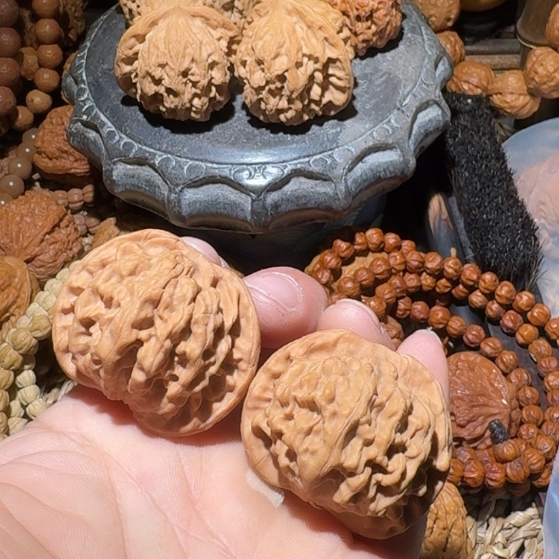 核桃平顶狮子1111111