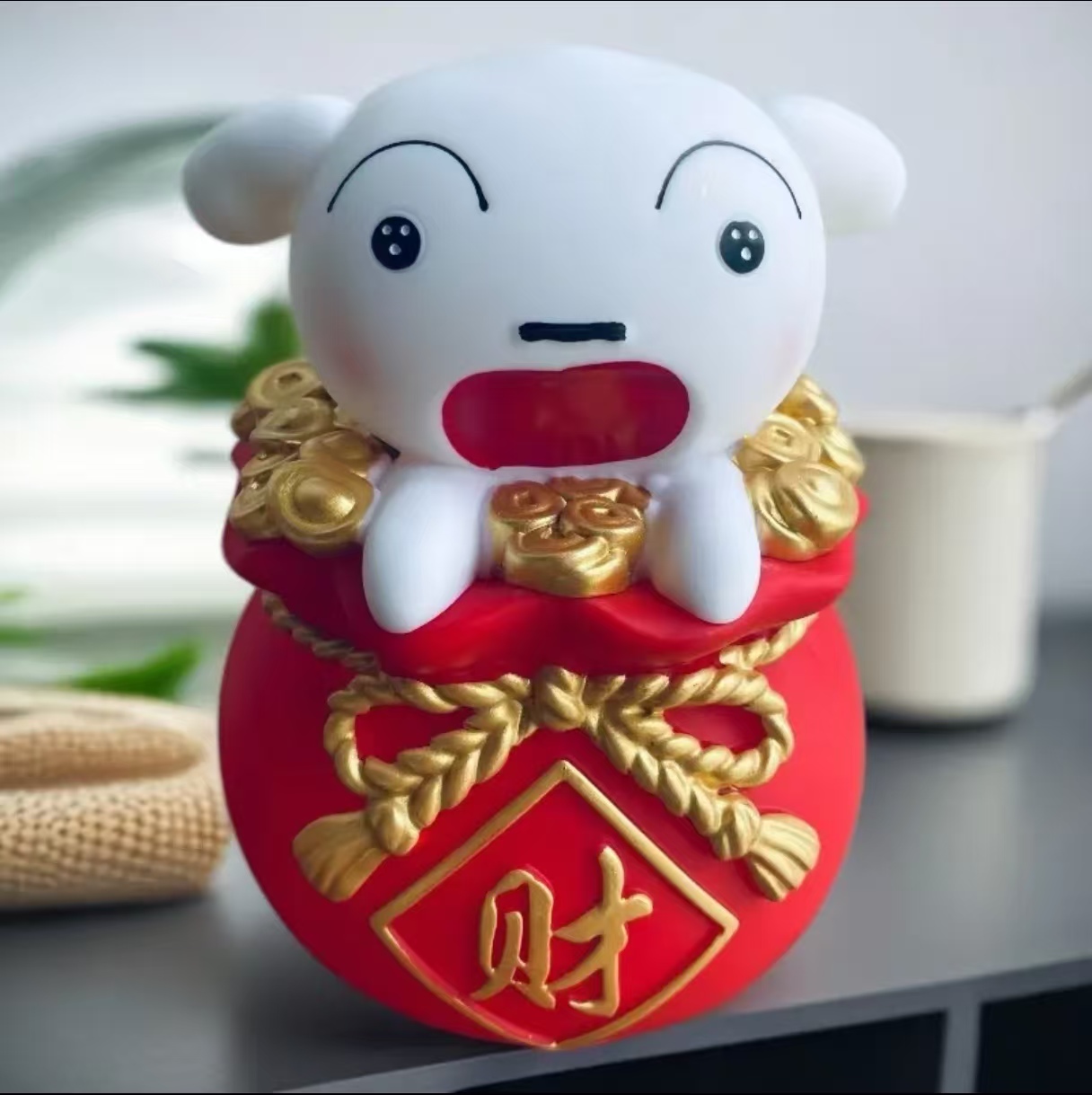 小白福袋款存钱罐手办男生桌面摆件