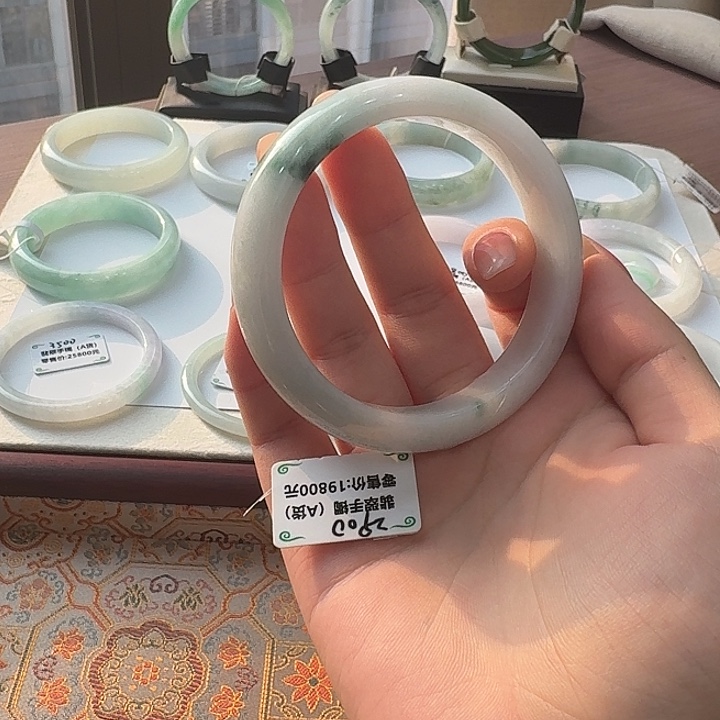 翡翠未镶嵌手镯（序号7）点菜看细节