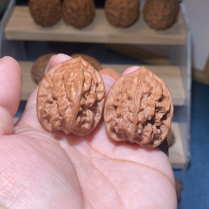 吊坠文玩核桃全品龙骨