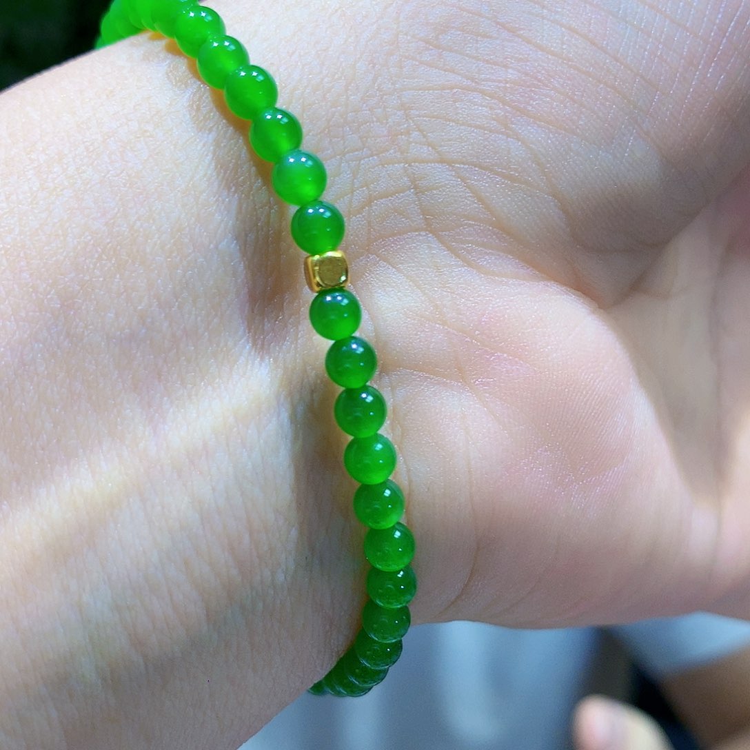 手链足金镶嵌和田玉（碧玉）卡4帝王色