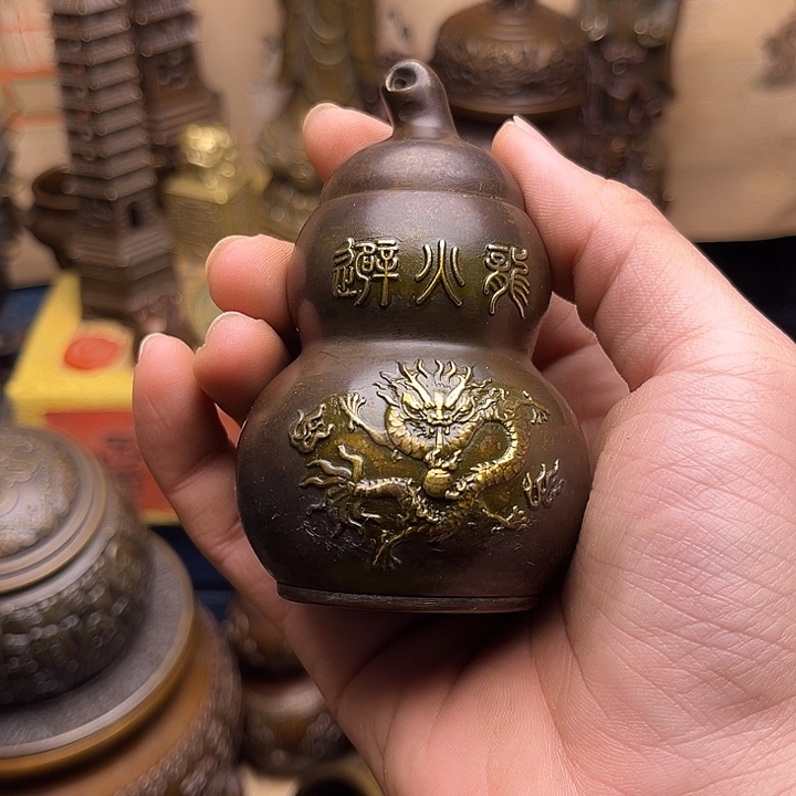 精美铜器点击下单
