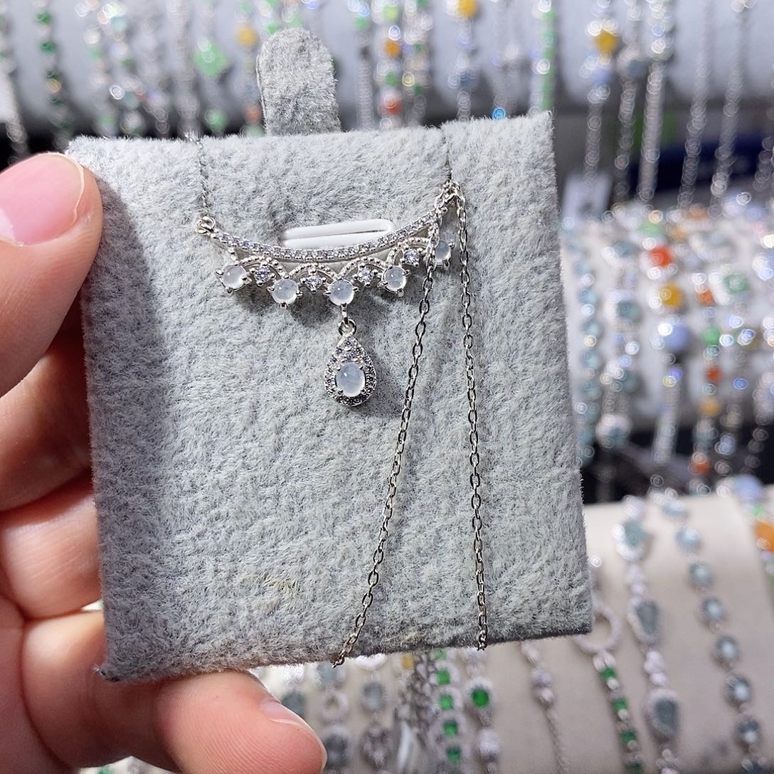 翡翠银S925镶嵌颈饰