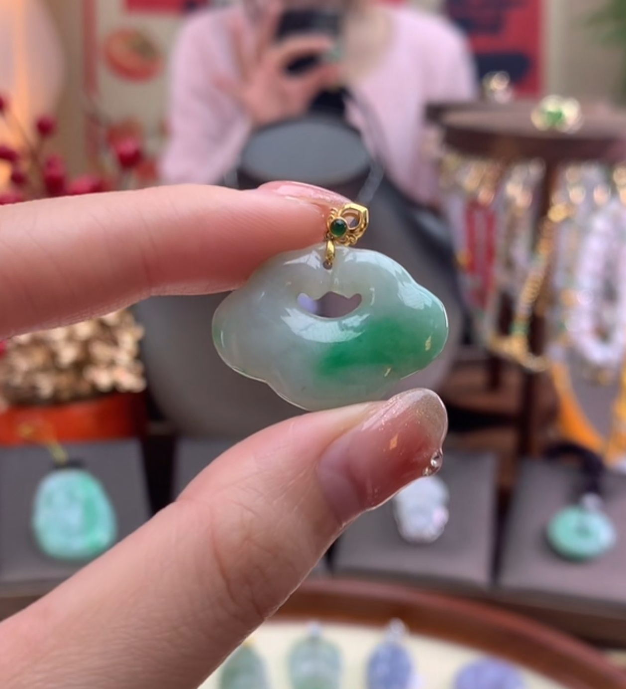 天然缅甸A货吊坠