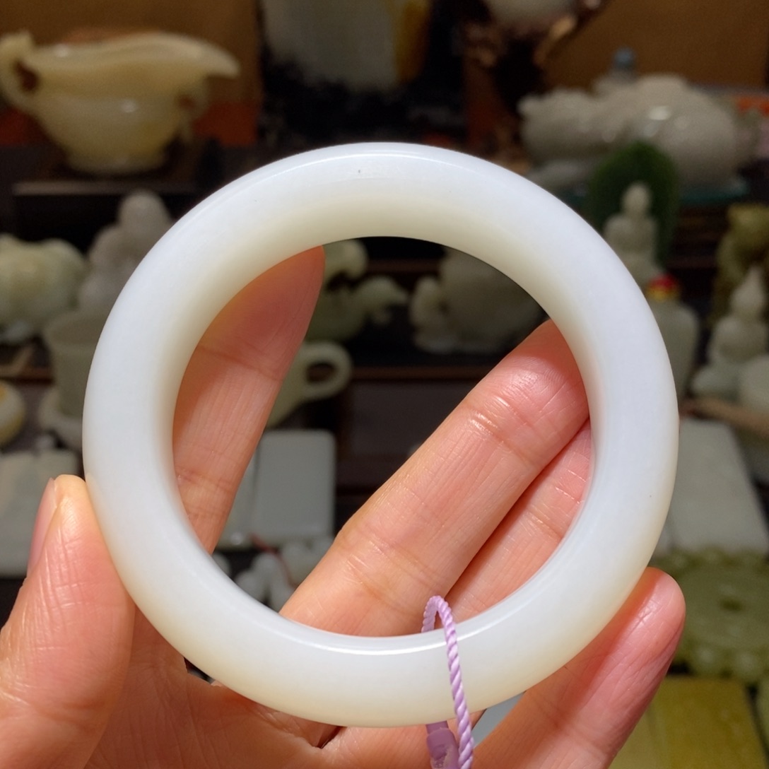 和田玉挂件未镶嵌良**妖