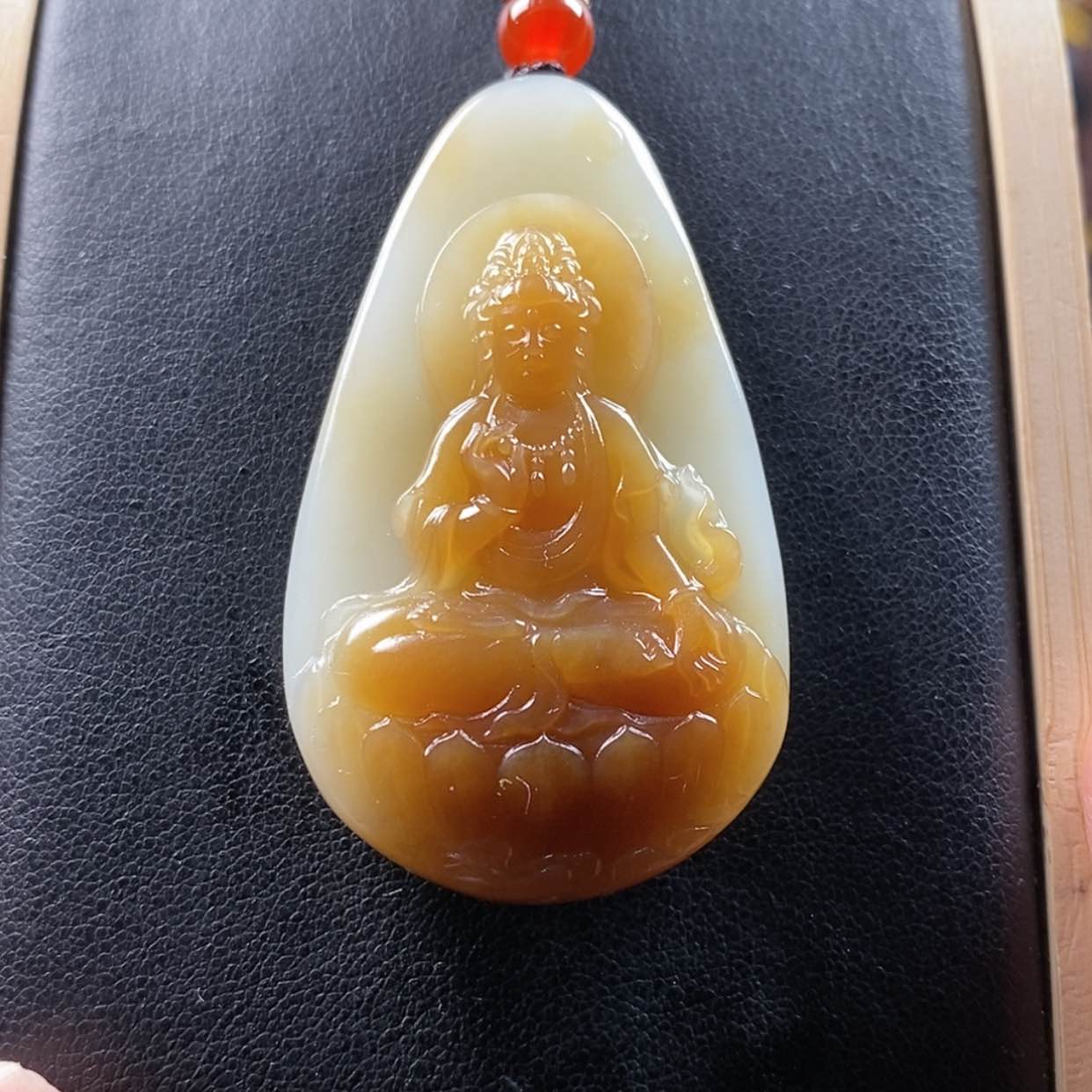 【闪购商品】和田玉（糖玉）颈饰未镶嵌天***↑