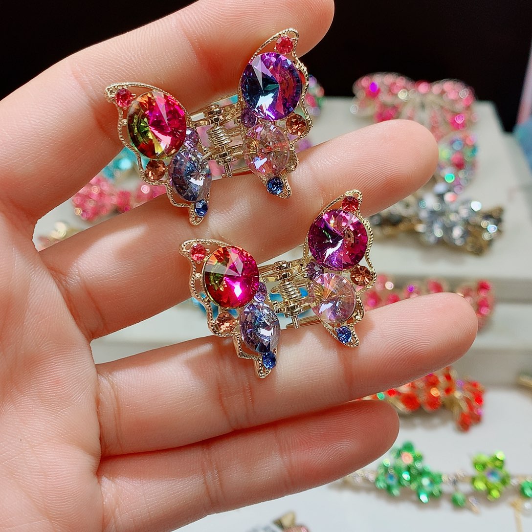 皮质铁合金发饰是