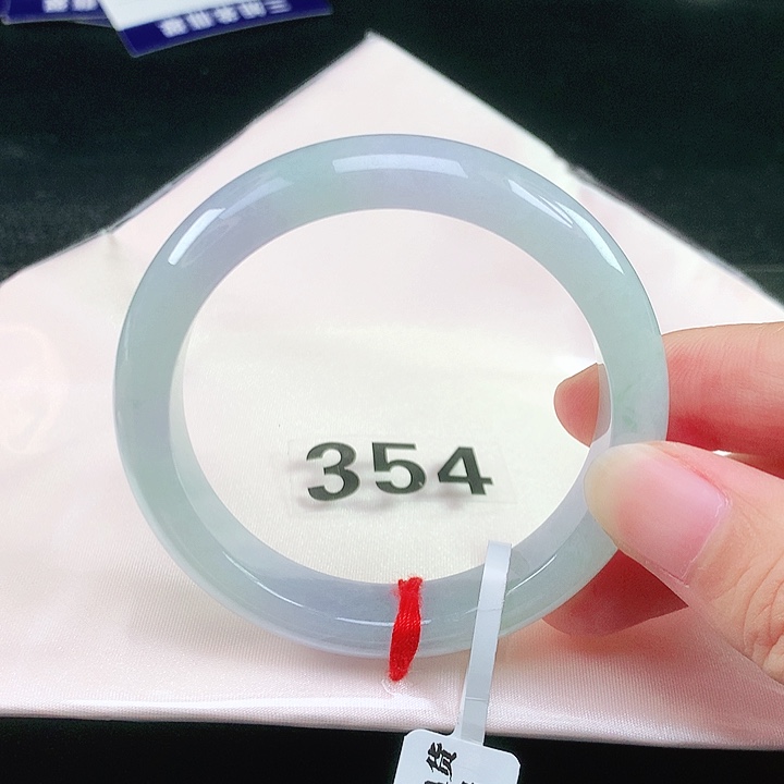 未镶嵌手镯翡翠翡翠手镯