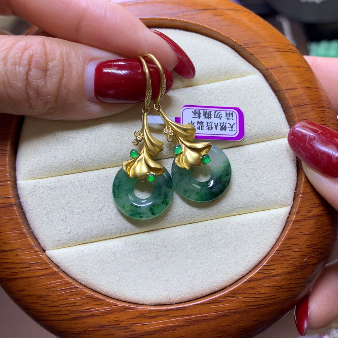 【闪购商品】翡翠颈饰18K金镶嵌翡翠