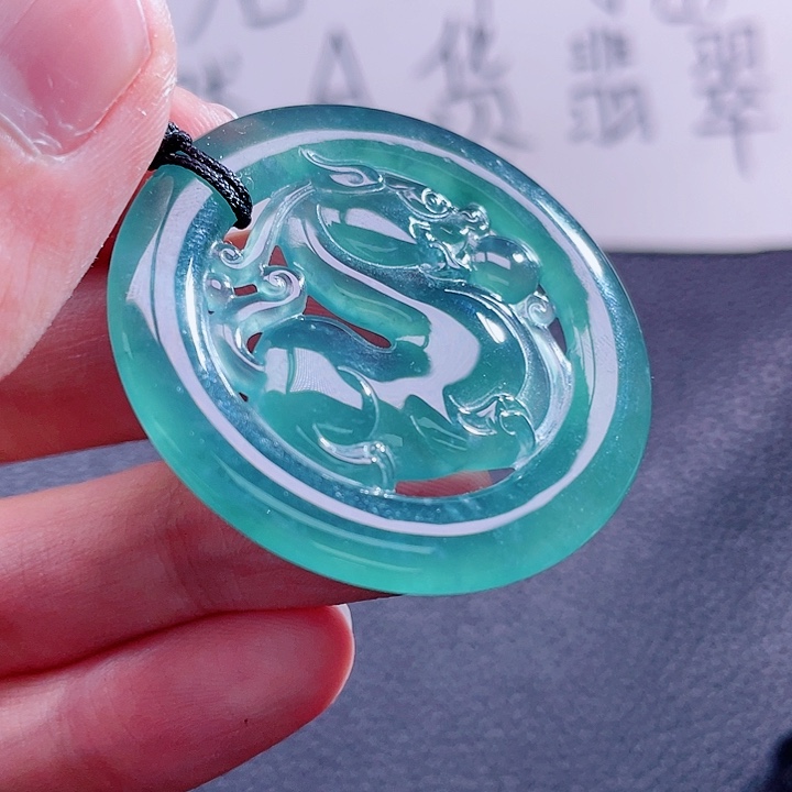 翡翠颈饰未镶嵌99999999