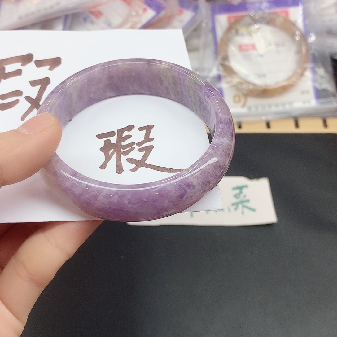 水晶手镯未镶嵌187（57瑕疵