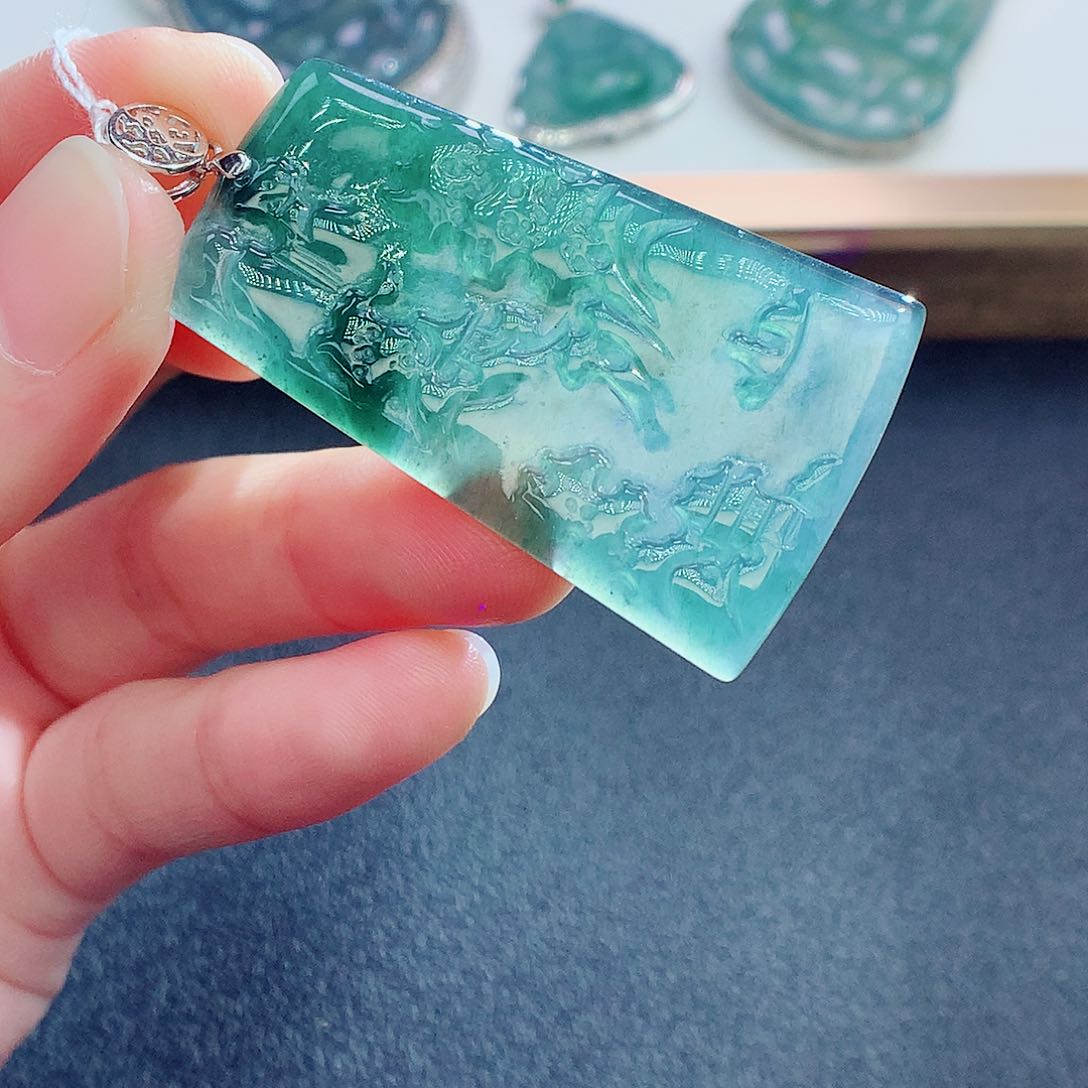 翡翠颈饰未镶嵌翡翠