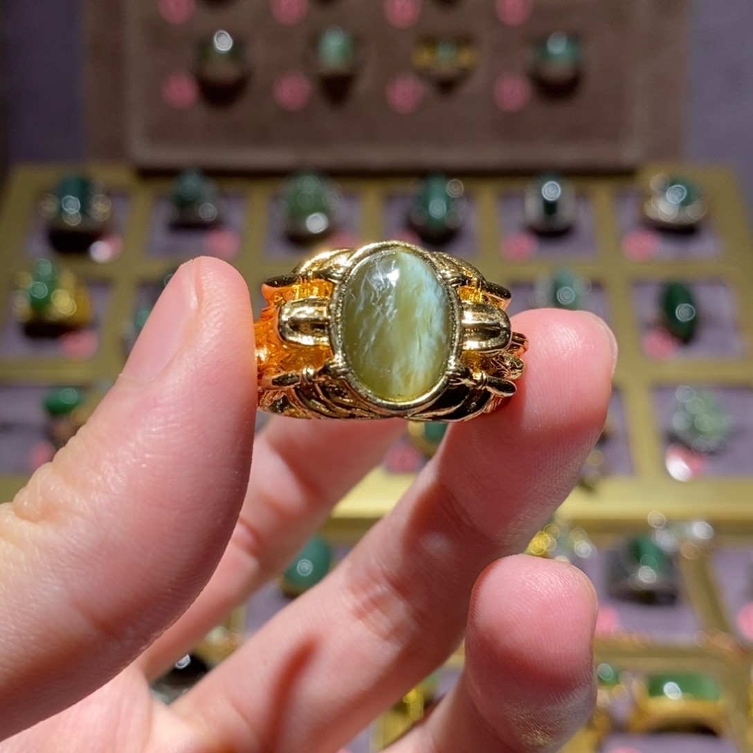 和田玉（碧玉）戒指未镶嵌