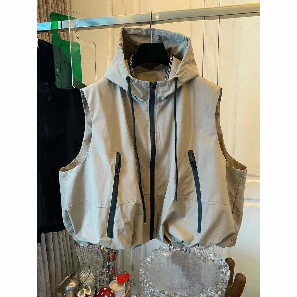 连帽宽松马夹女2025秋季新款抽绳时尚百搭冲锋衣无袖休闲上衣马甲