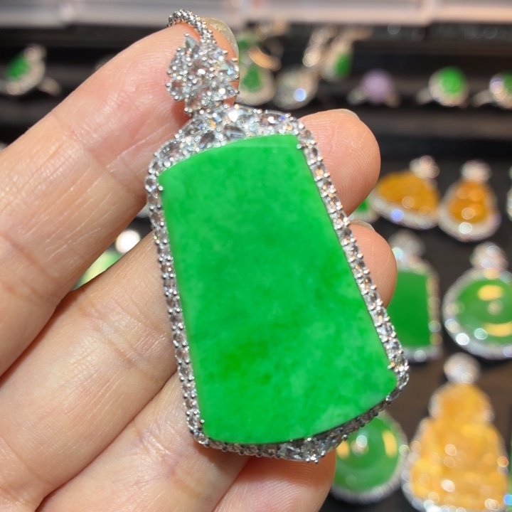 翡翠18K金镶嵌吊坠(不含链)翡翠