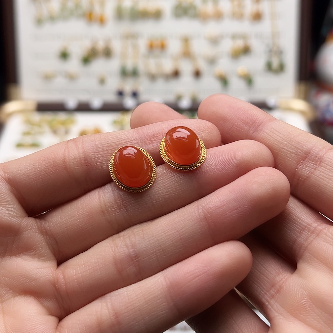 银S925镶嵌和田玉耳饰六**祥