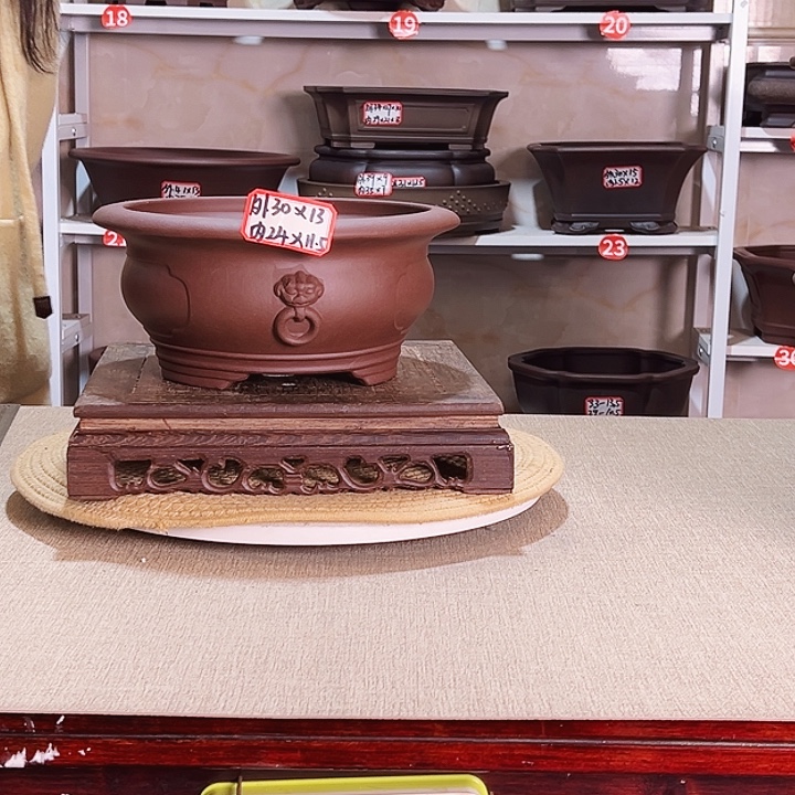 紫砂花盆紫砂花盆